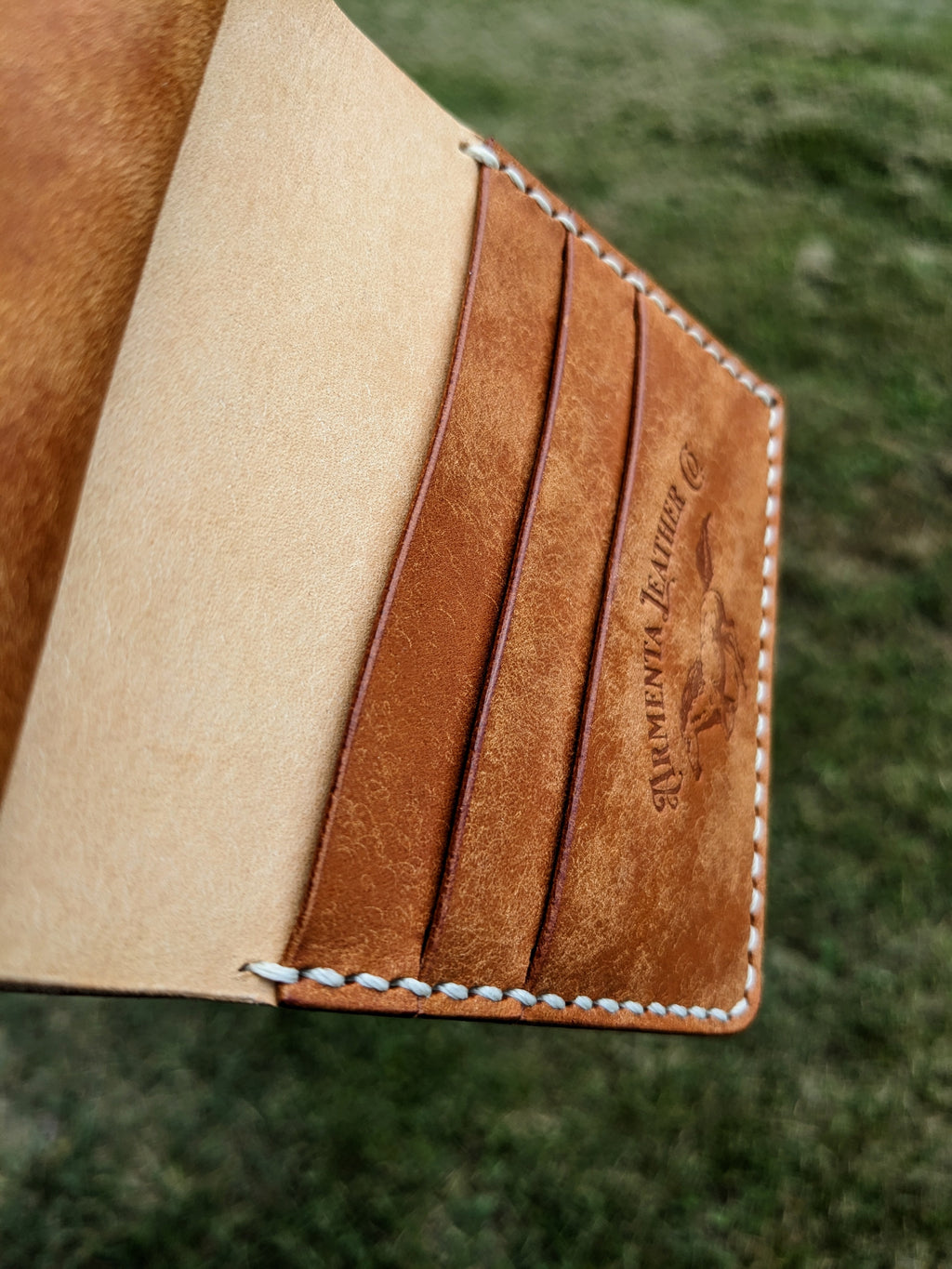 McKinley Trifold - Natural Breeze w/ Ivory & Nickel