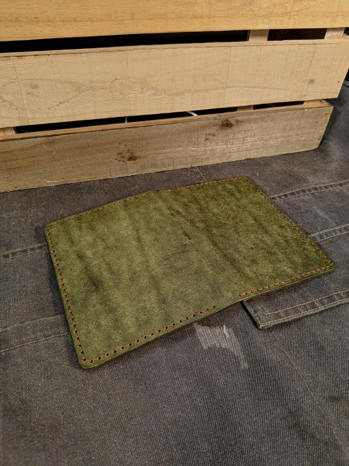 Small Journal Wallet - Moss Green