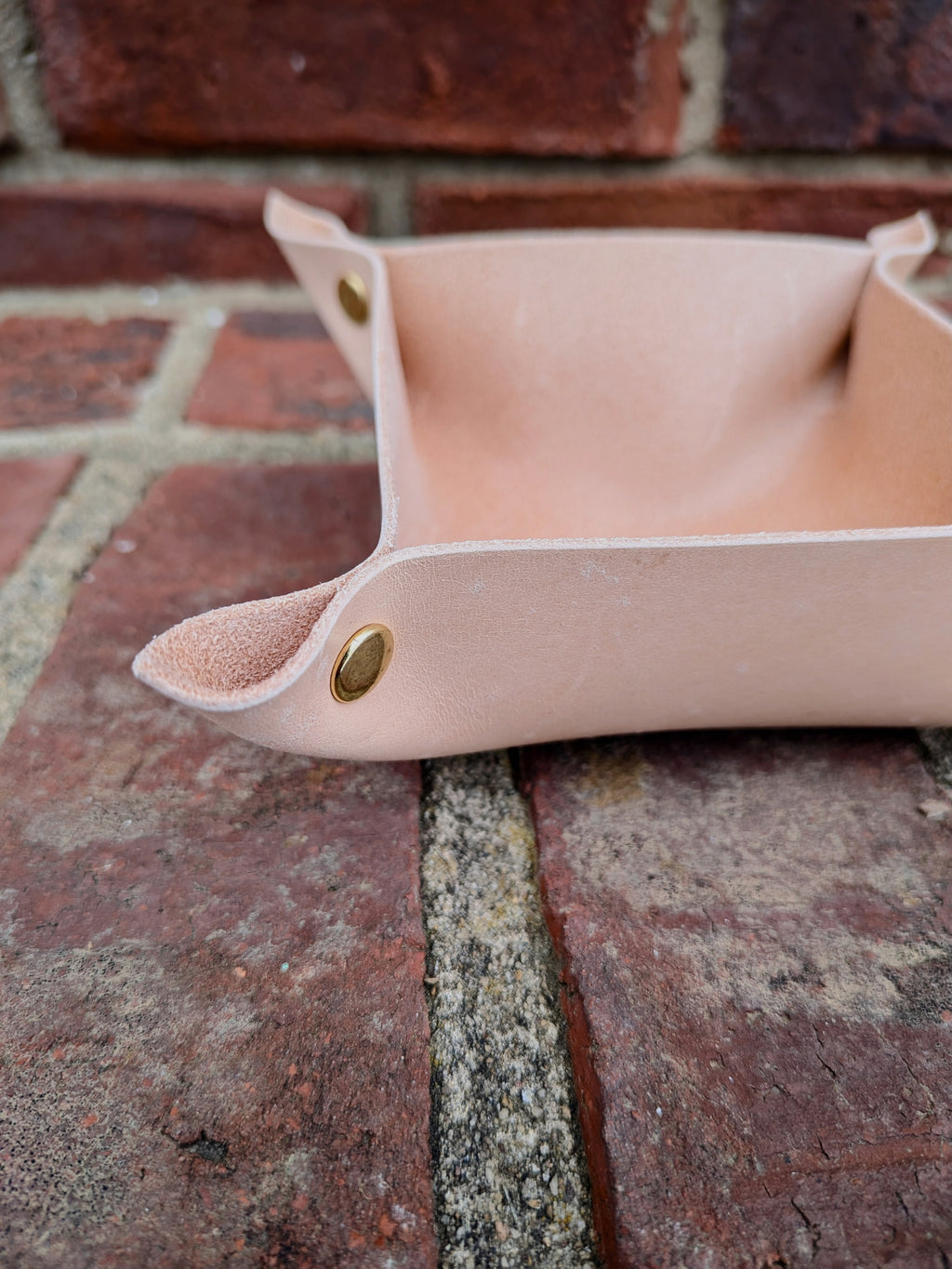 Valet Tray - Natural w/ Brass