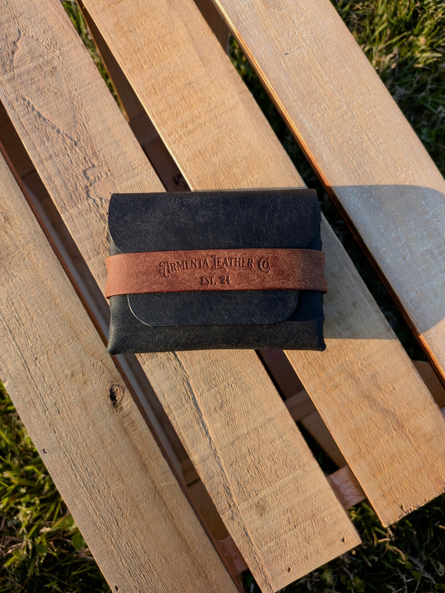 The Callaway - Black & Walnut