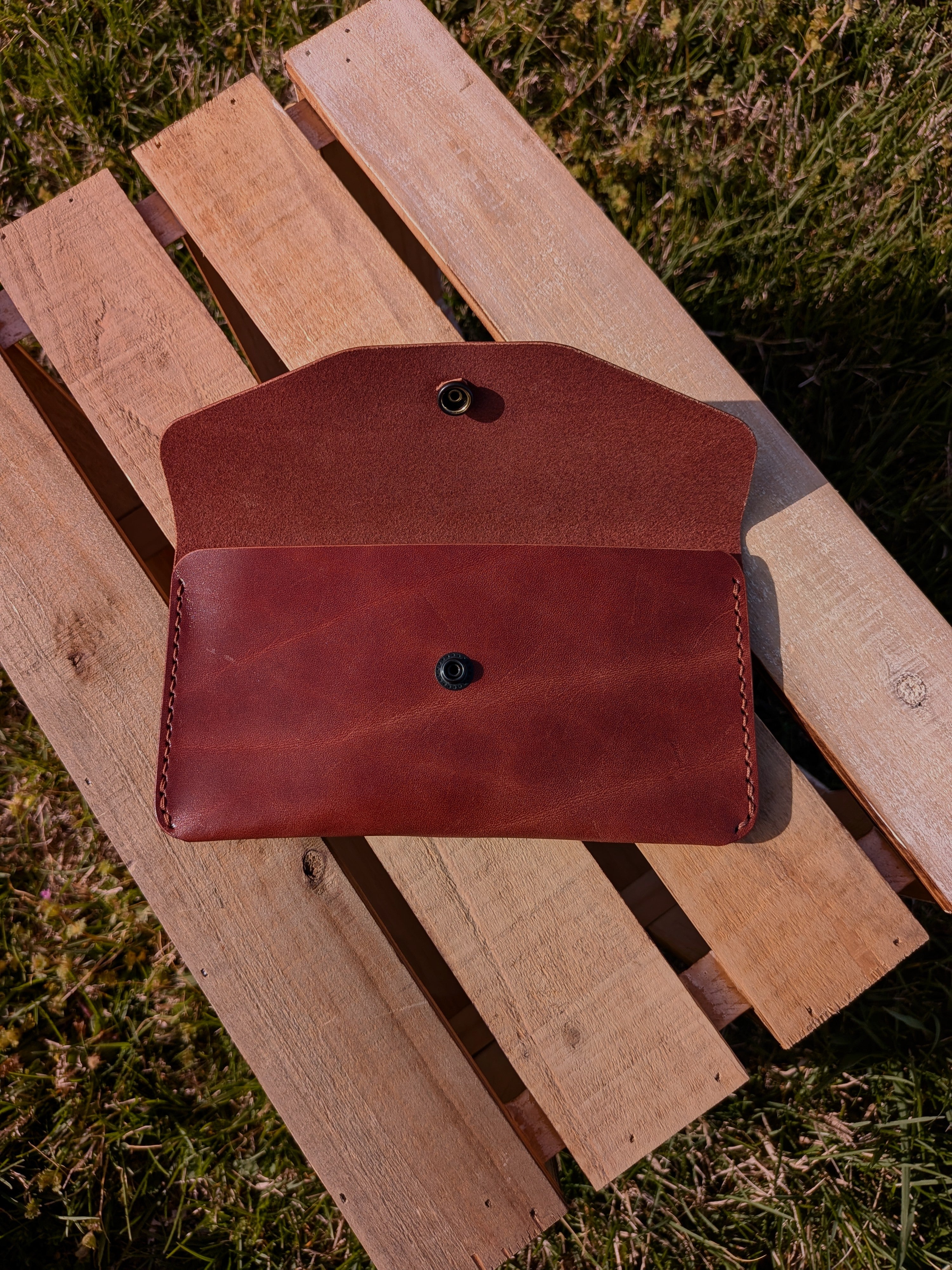 The Market Wallet - Medium Brown