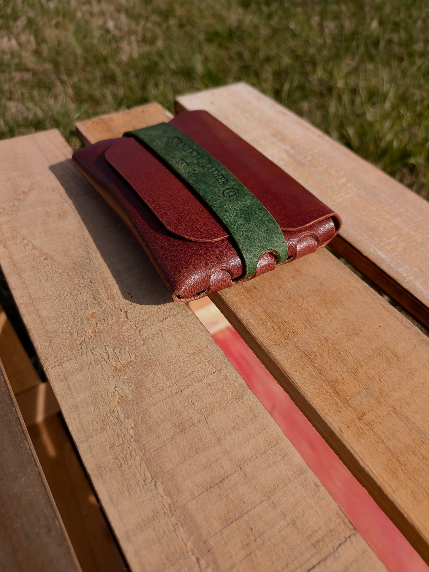 The Callaway - Medium Brown & Green