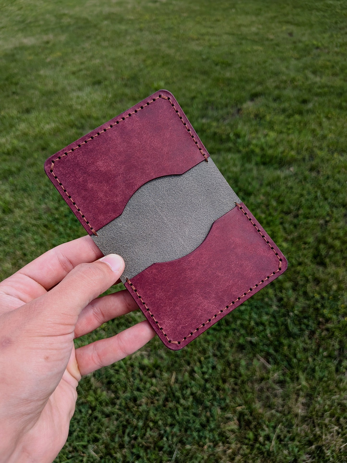 The Martin - Bordeaux/Gray