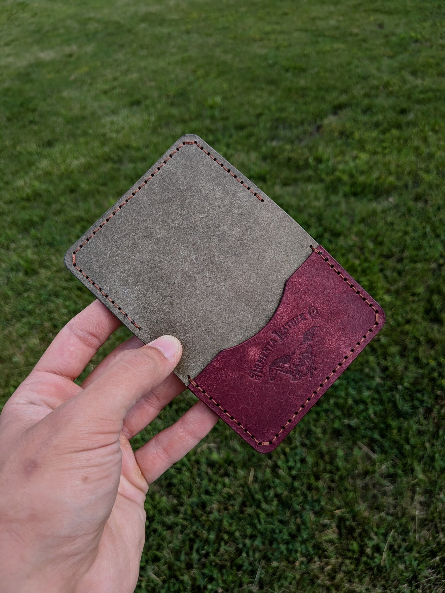 The Martin - Bordeaux/Gray