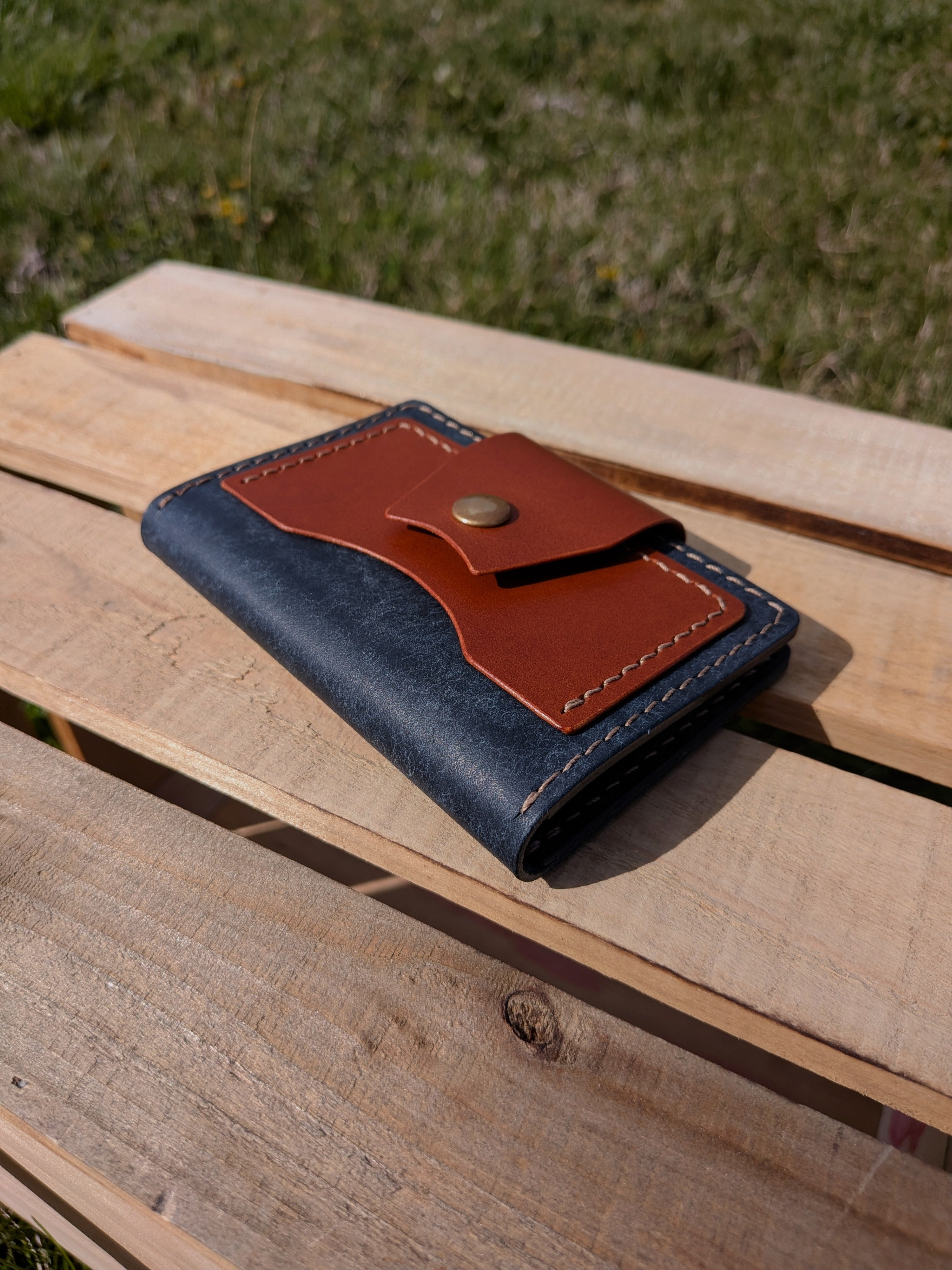 Porter Snap Wallet - Navy & Chestnut w/ Light Pecan