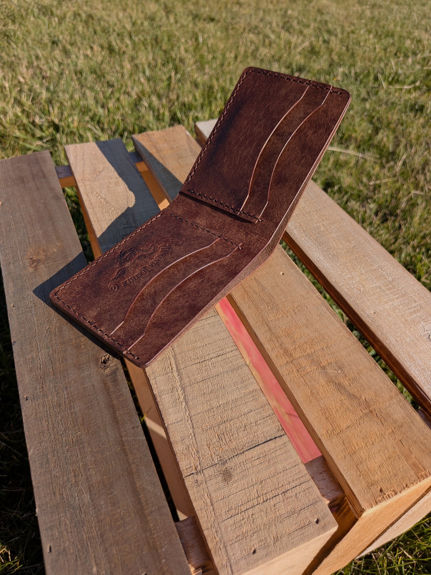 Traditional Bifold - Walnut