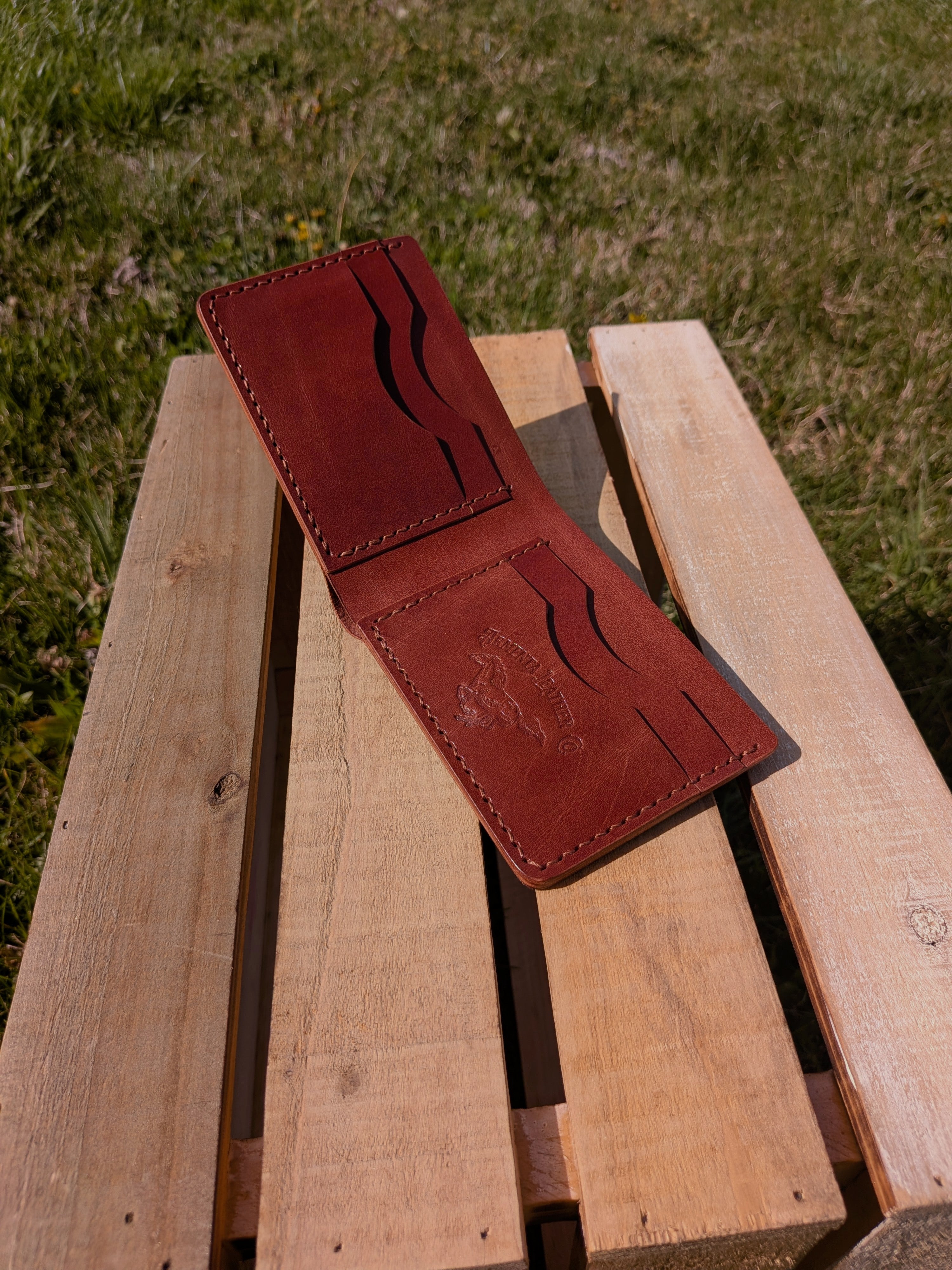 Traditional Bifold - Medium Brown