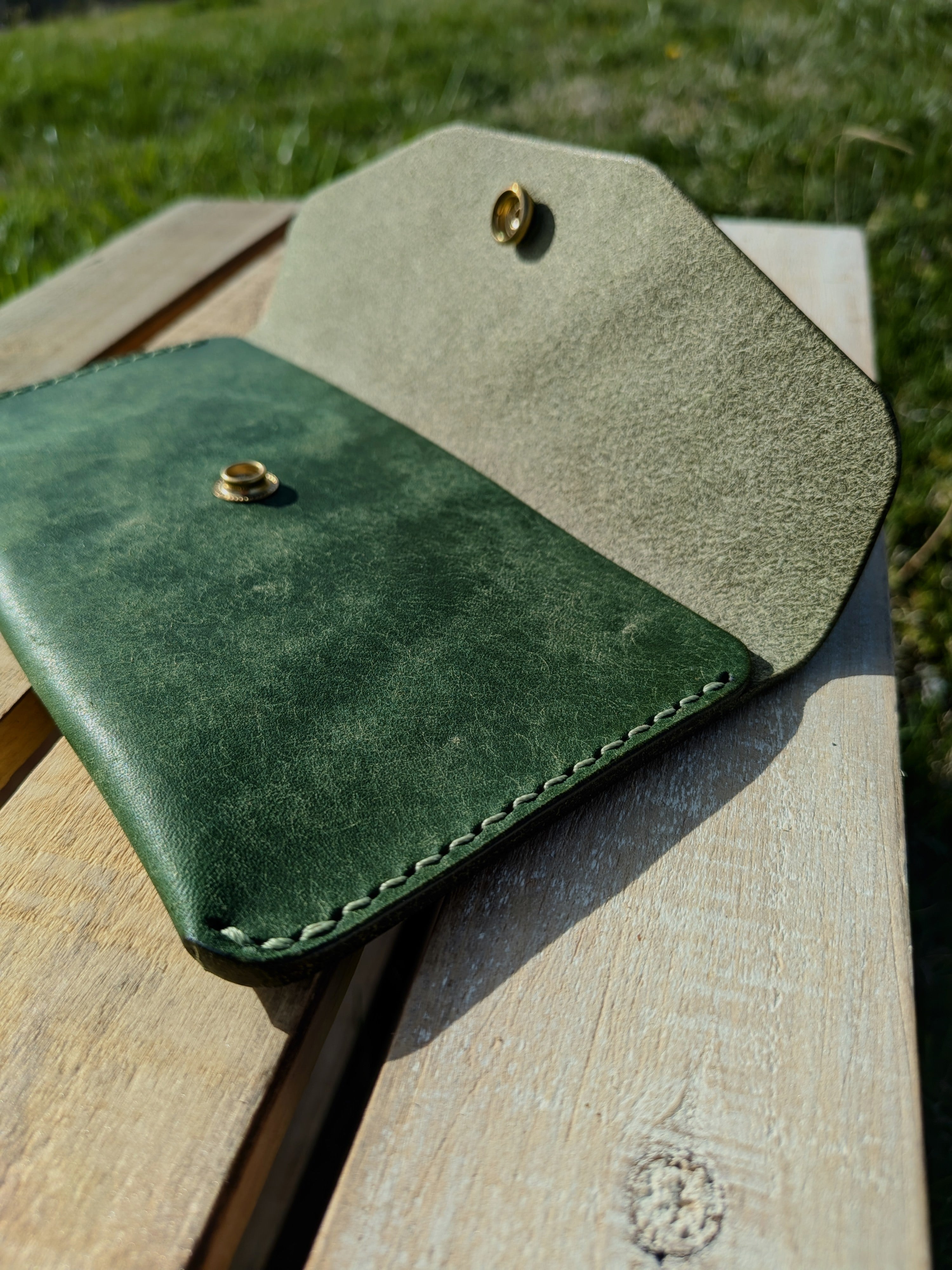 The Market Wallet - Green w/ Pistachio