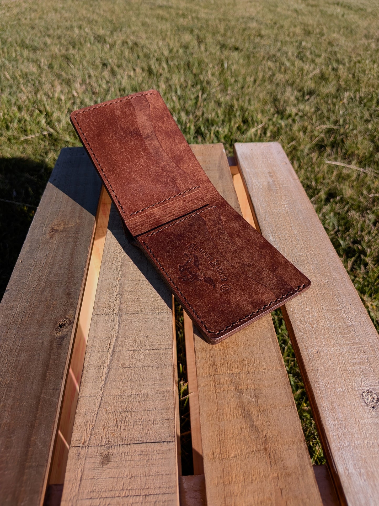 Traditional Bifold - Walnut