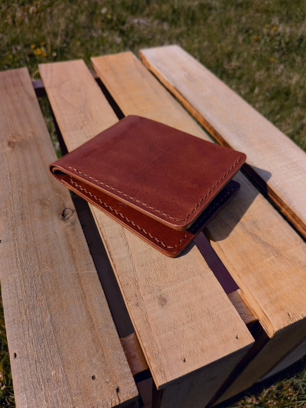 Traditional Bifold - Medium Brown