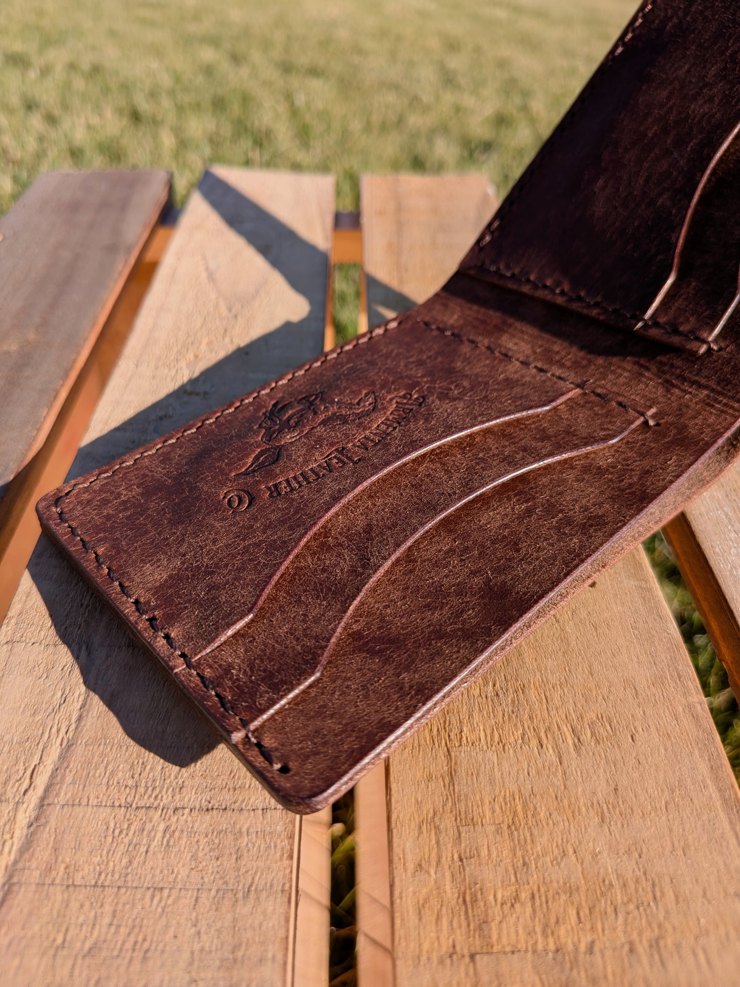 Traditional Bifold - Walnut